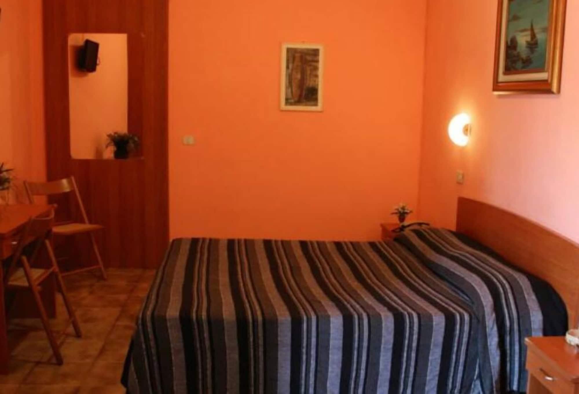 Hotel Mercurio Milan Luaran gambar