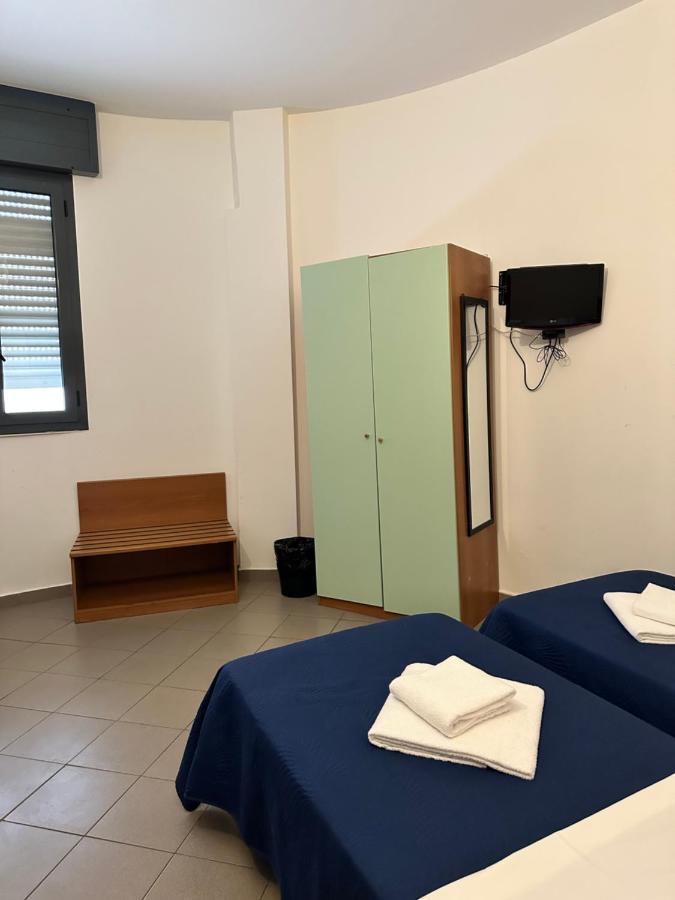 Hotel Mercurio Milan Luaran gambar