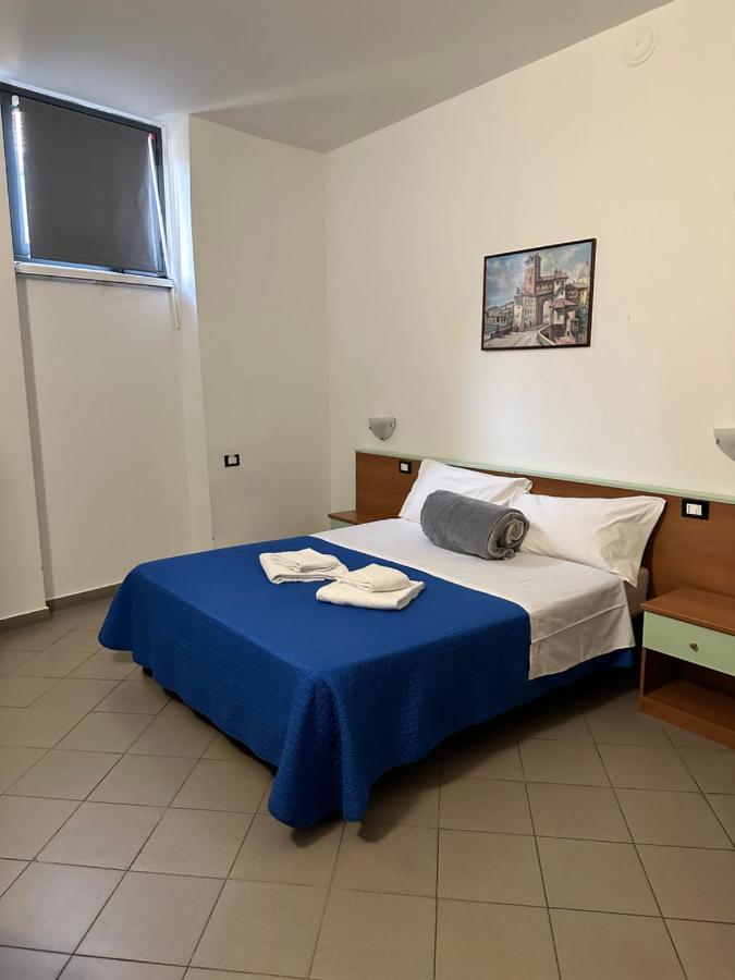 Hotel Mercurio Milan Luaran gambar